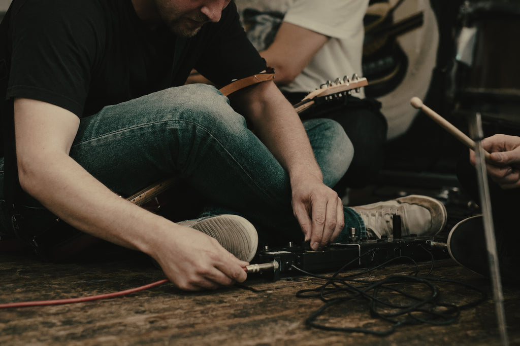 OW Essentials No.04 - Moody Teal & Dust Lightroom Preset